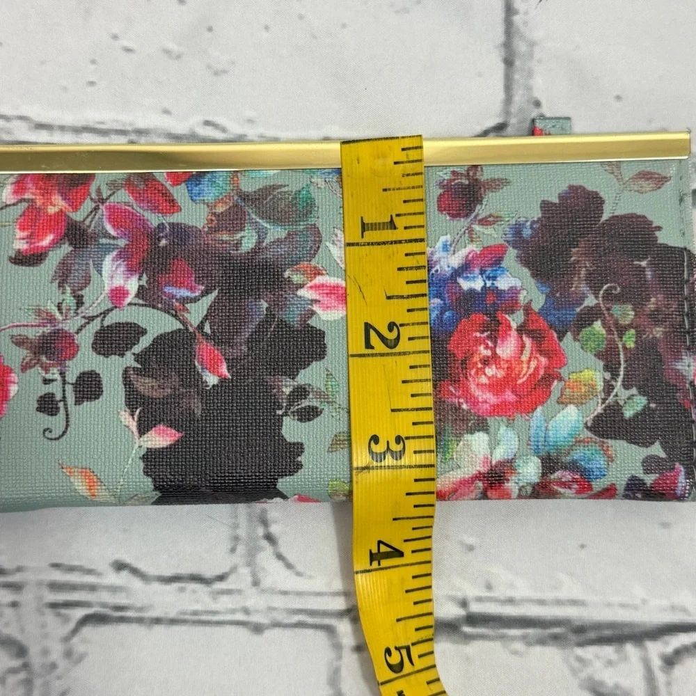 Flower Print Bi-fold Wallet